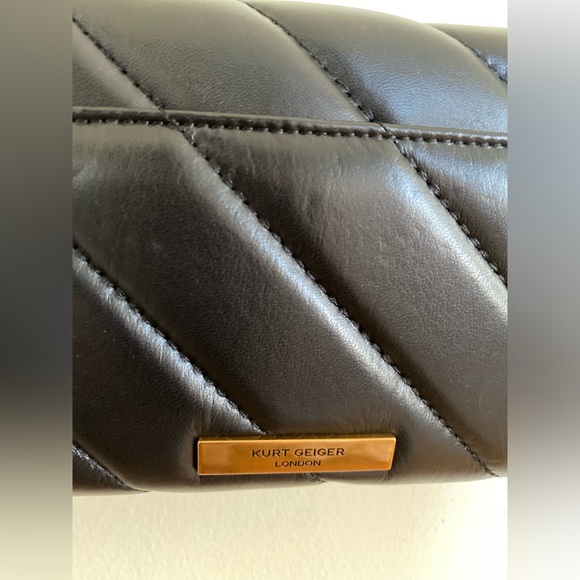 Kurt Geiger Chain Wallet Bag - Picture 4 of 7